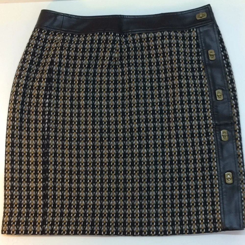 Talbots Wool Mini Skirt Leather Trim Brass Buttons